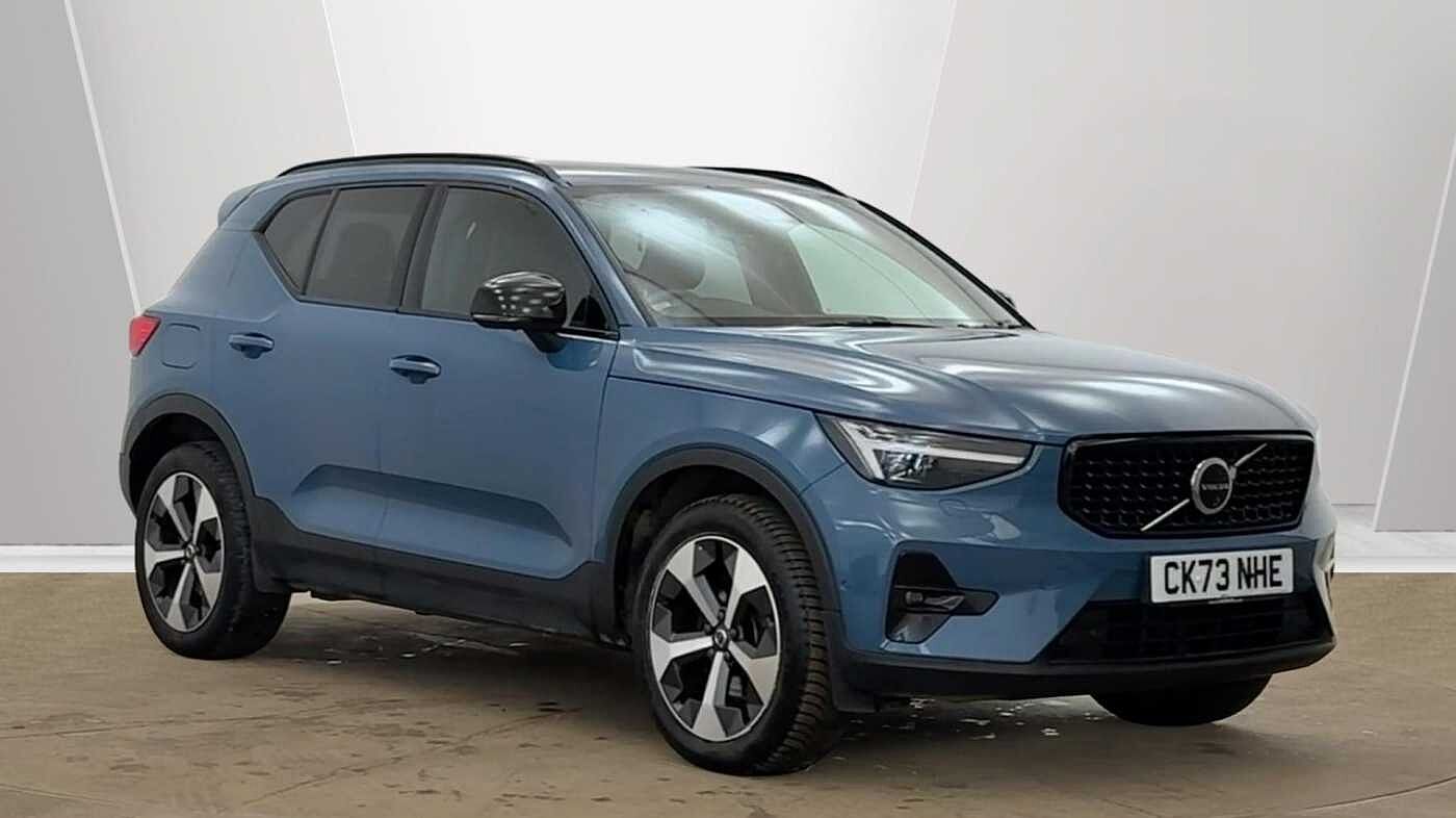 2023 Volvo XC40