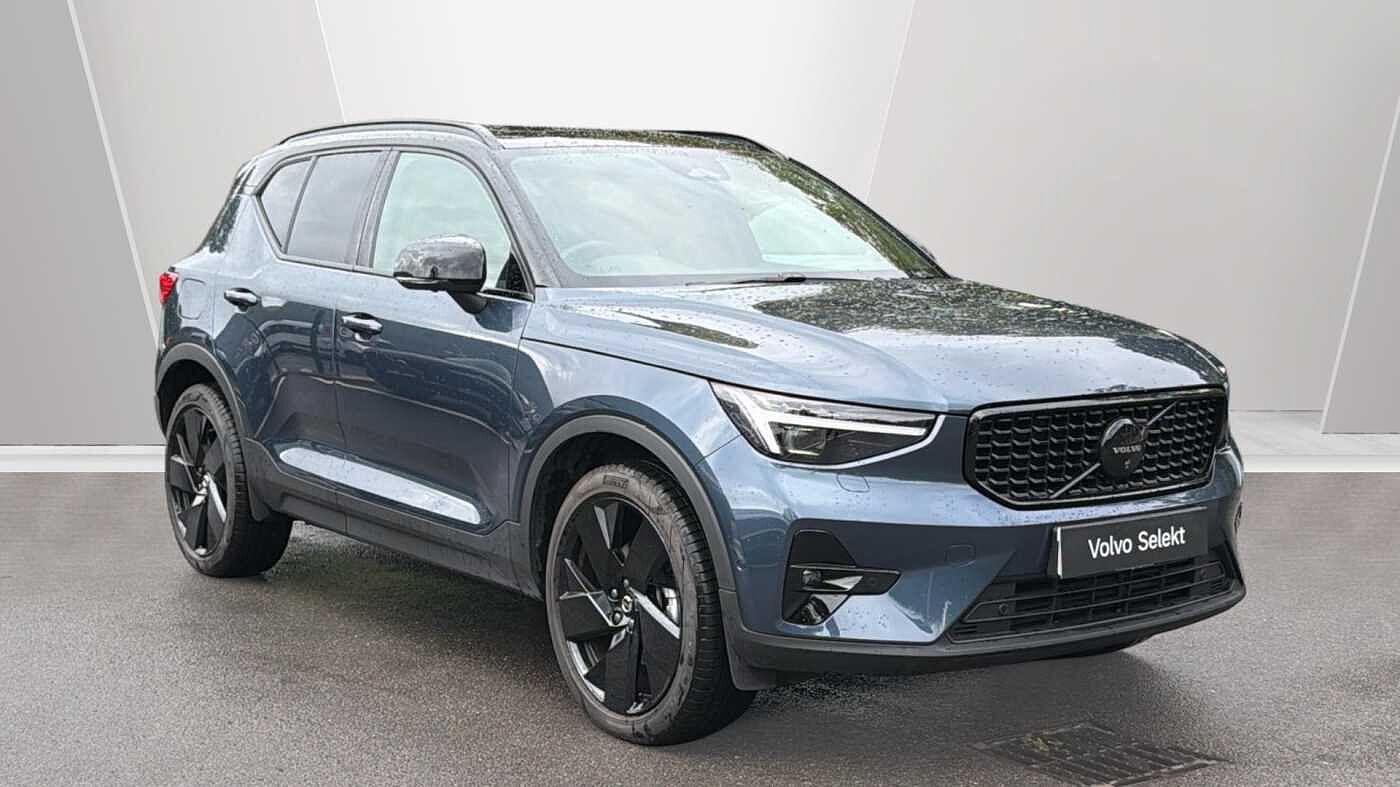 2026 Volvo XC40
