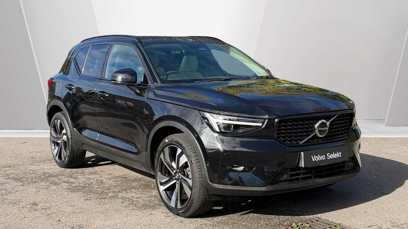 2023 Volvo XC40