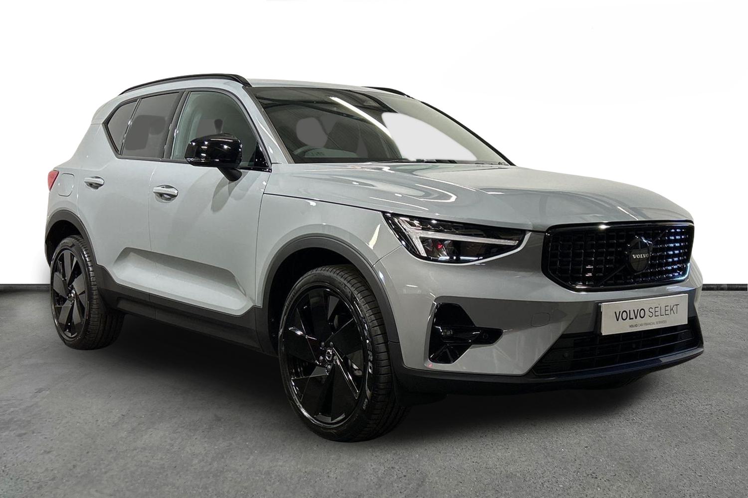 2026 Volvo XC40