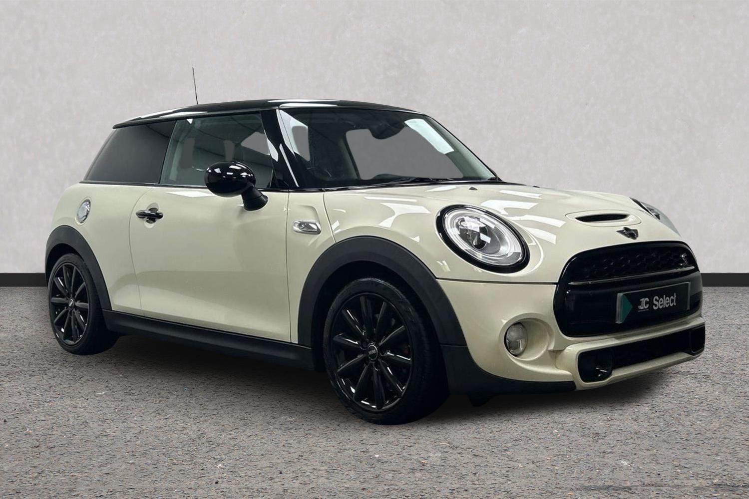 Mini Hatch 2016