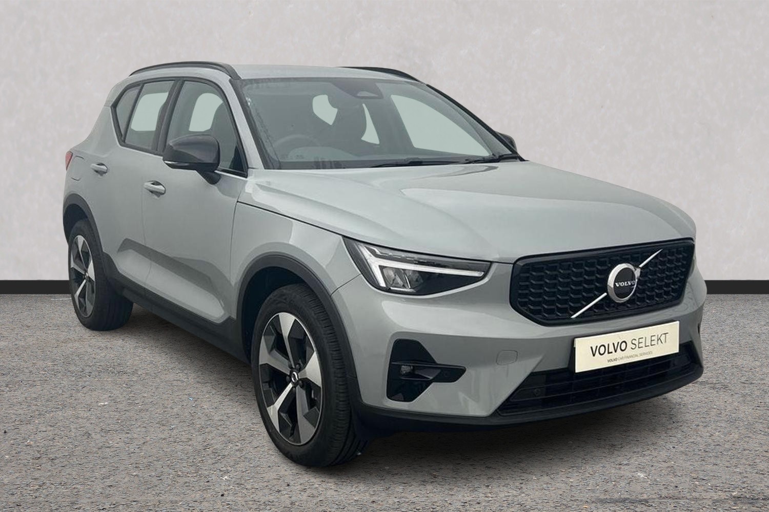 2026 Volvo XC40