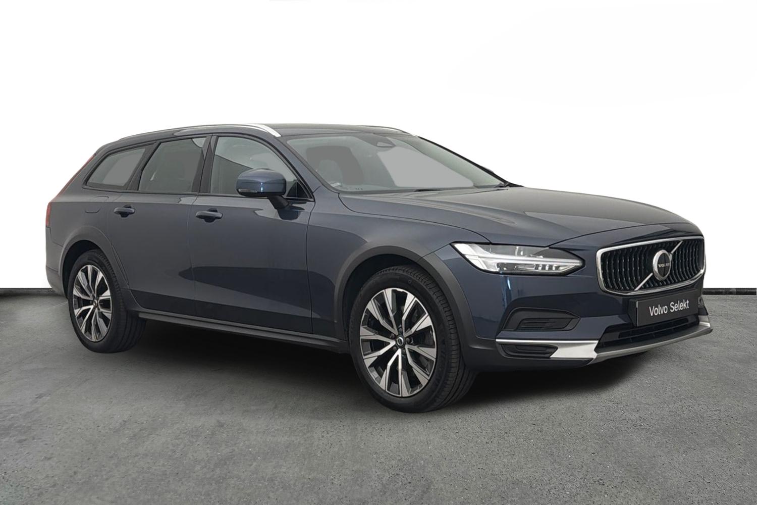 2022 Volvo V90