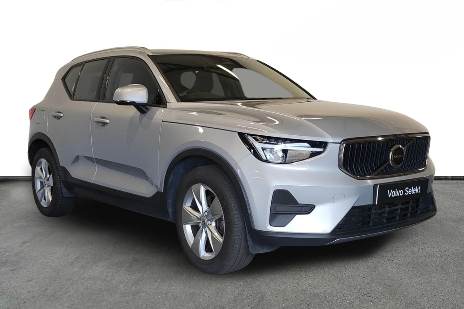 2023 Volvo XC40