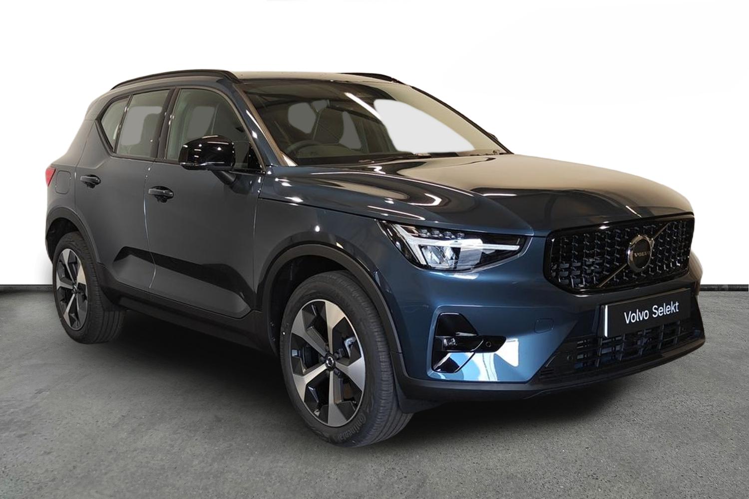2026 Volvo XC40