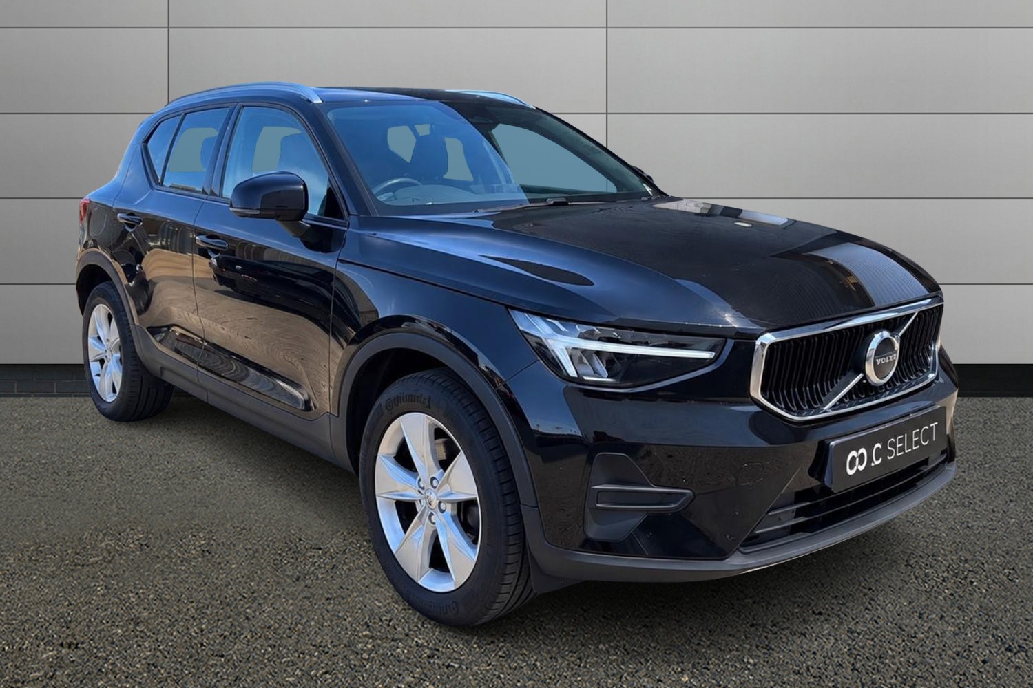 2022 Volvo XC40