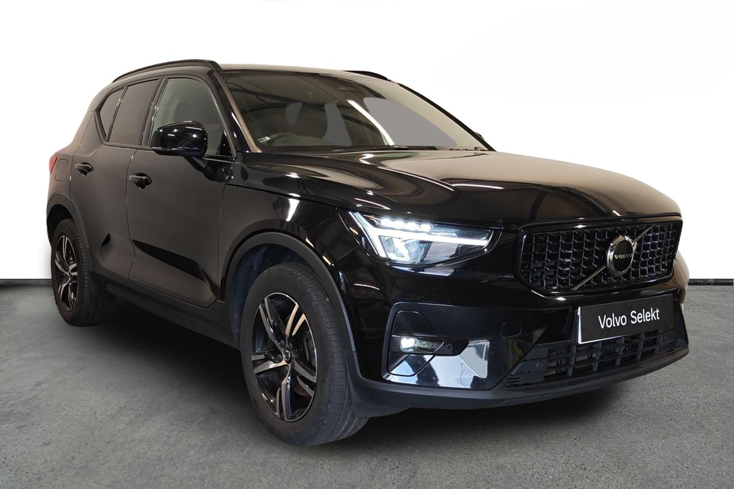 2022 Volvo XC40
