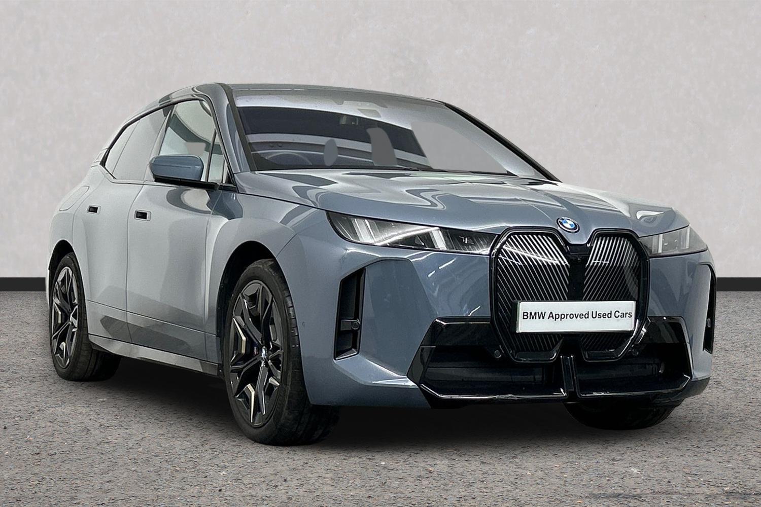 2025 BMW iX