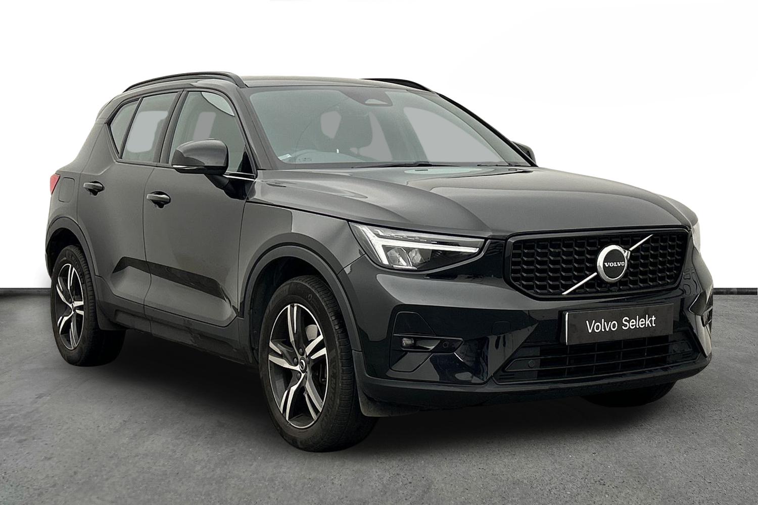 2023 Volvo XC40