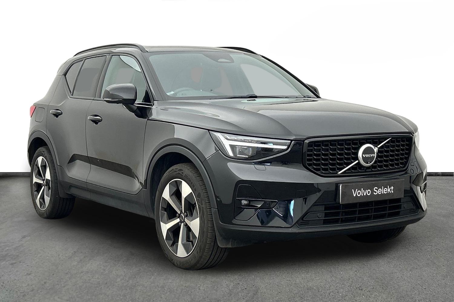 2023 Volvo XC40