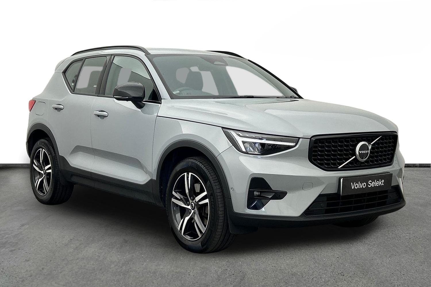 2023 Volvo XC40