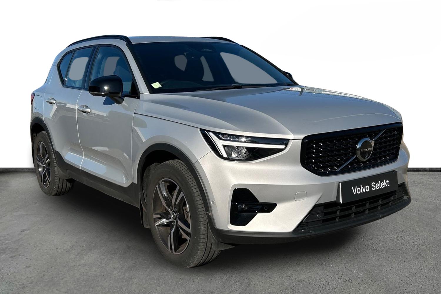 2023 Volvo XC40