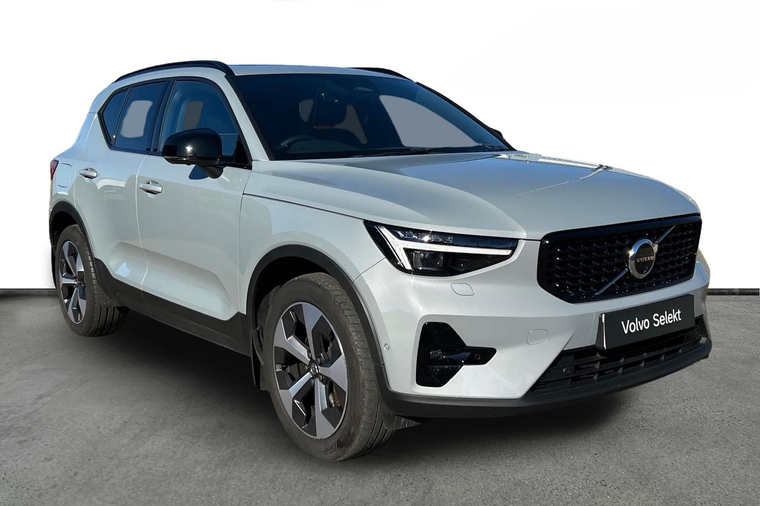 2023 Volvo XC40