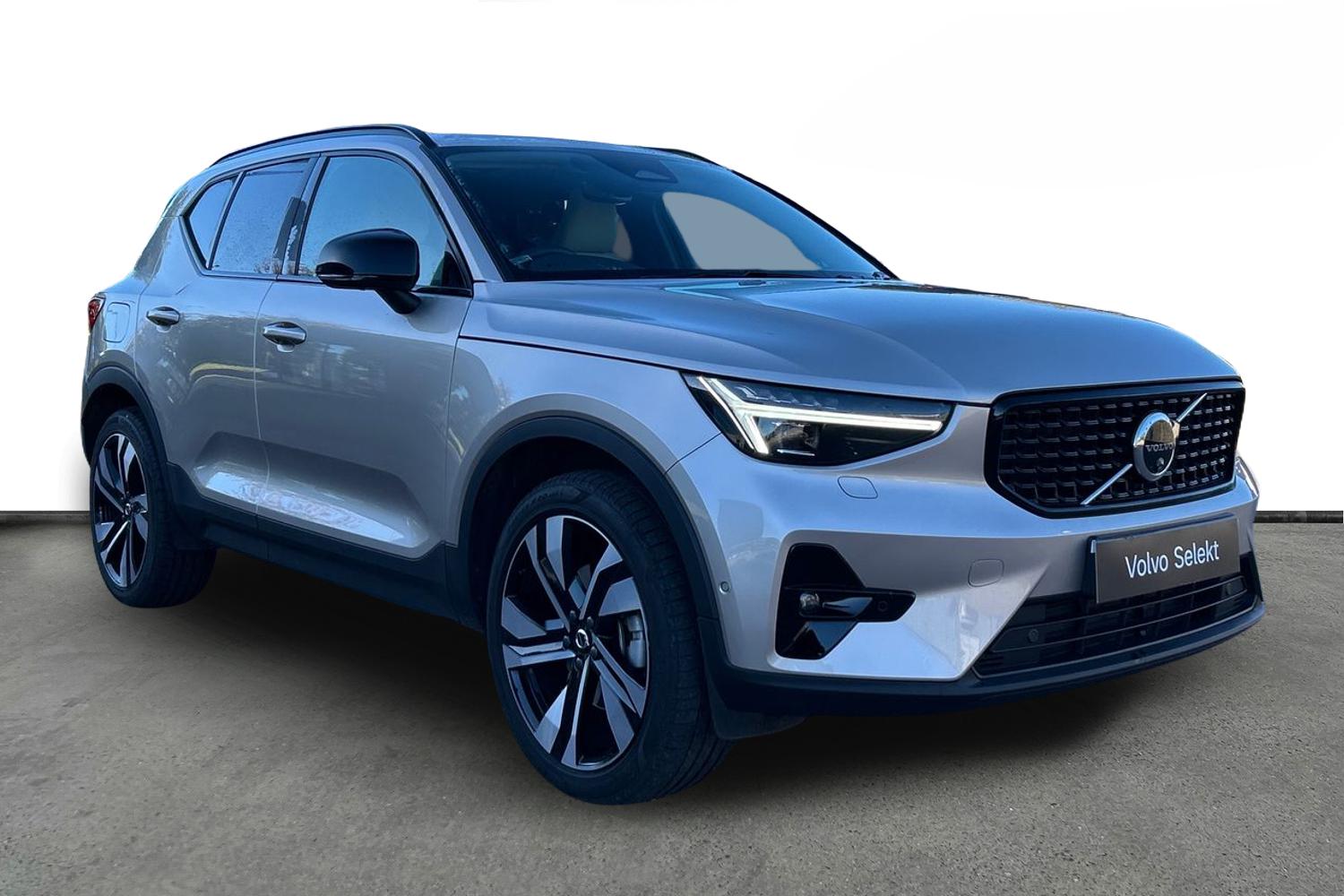 2023 Volvo XC40