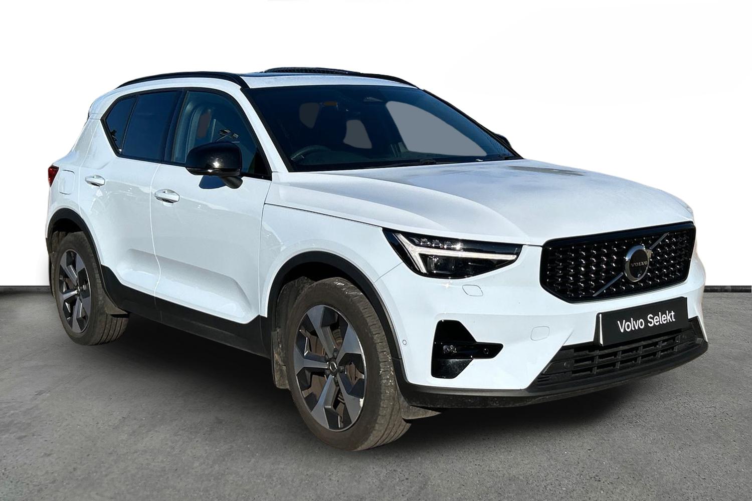 2023 Volvo XC40