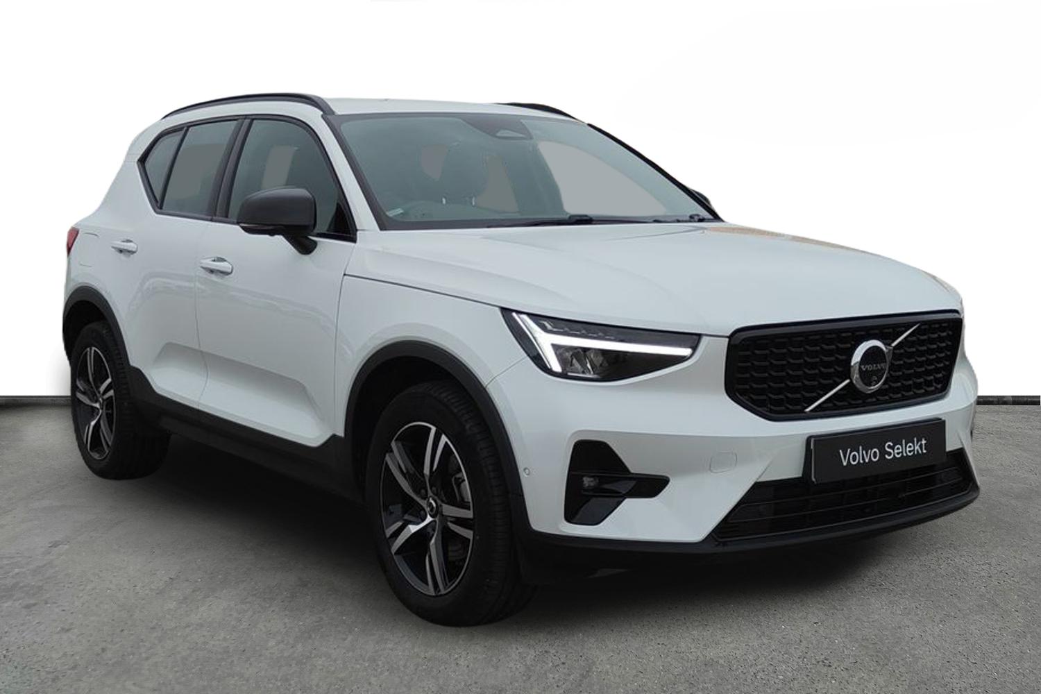 2023 Volvo XC40