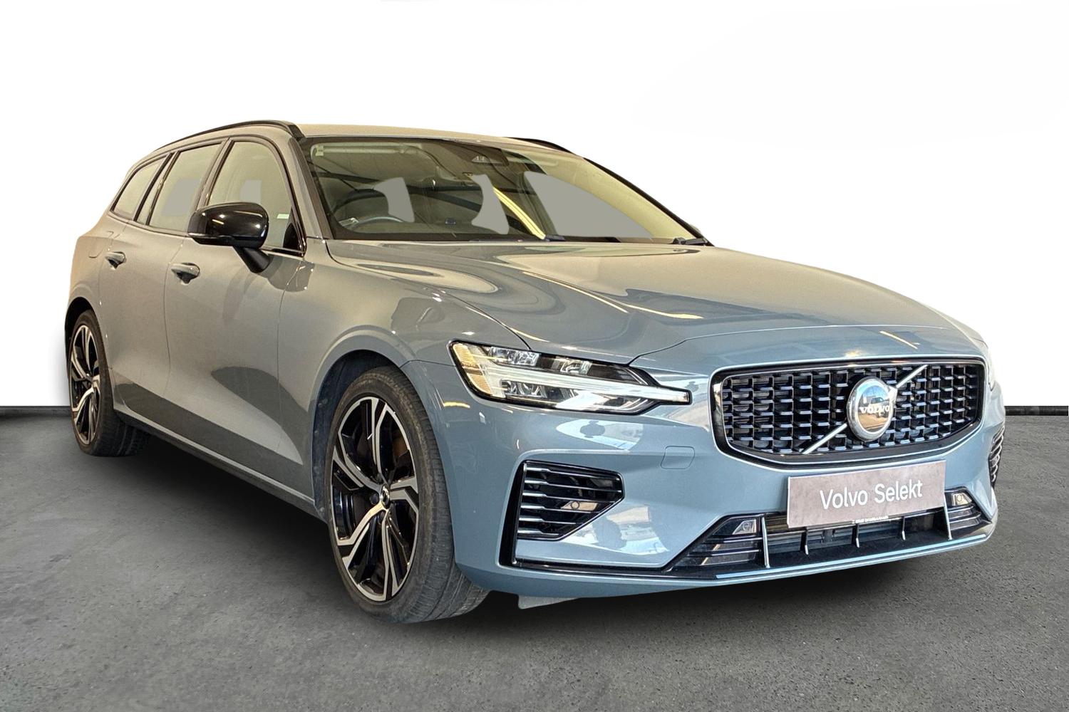 2022 Volvo V60