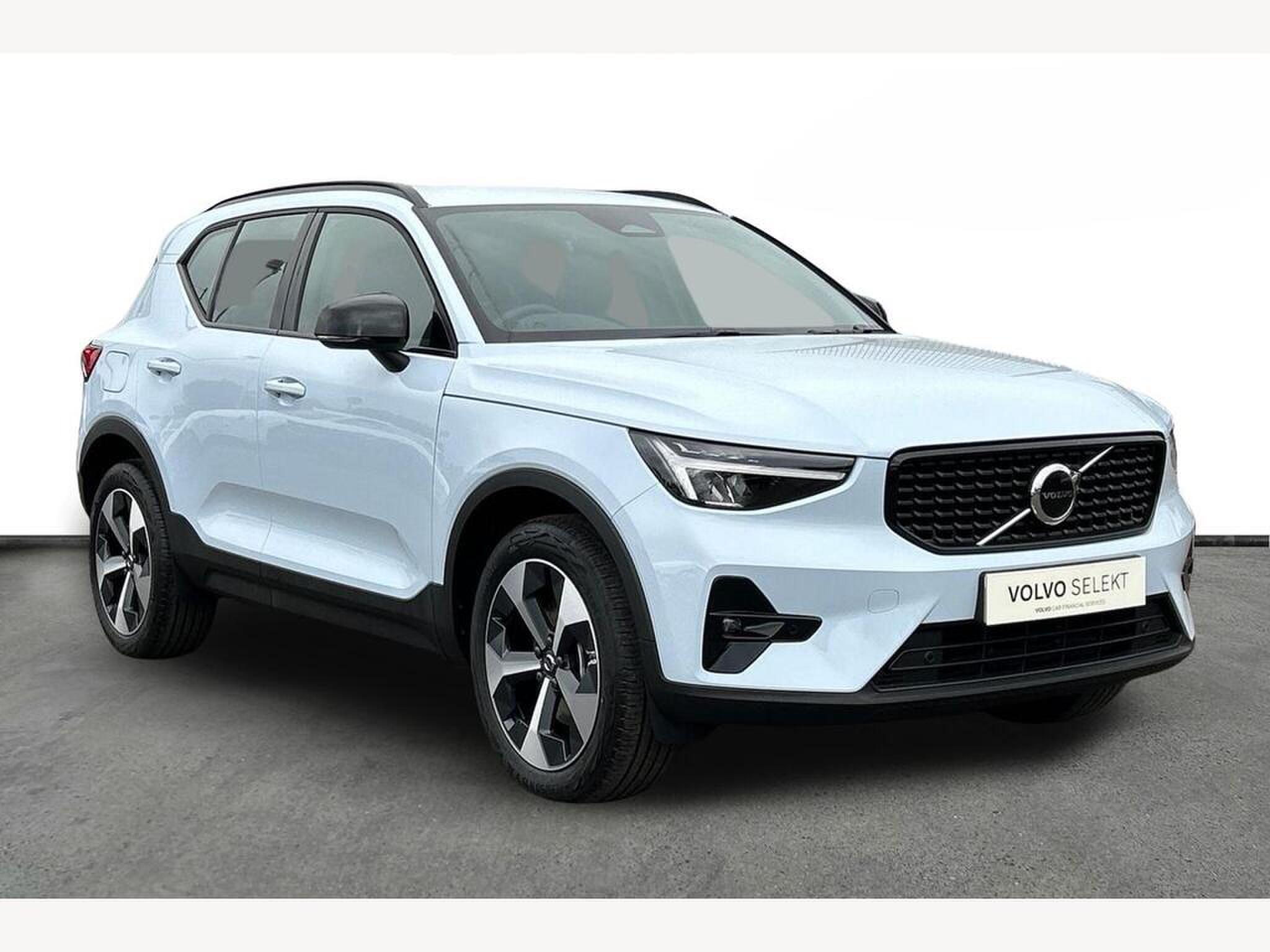 2026 Volvo XC40