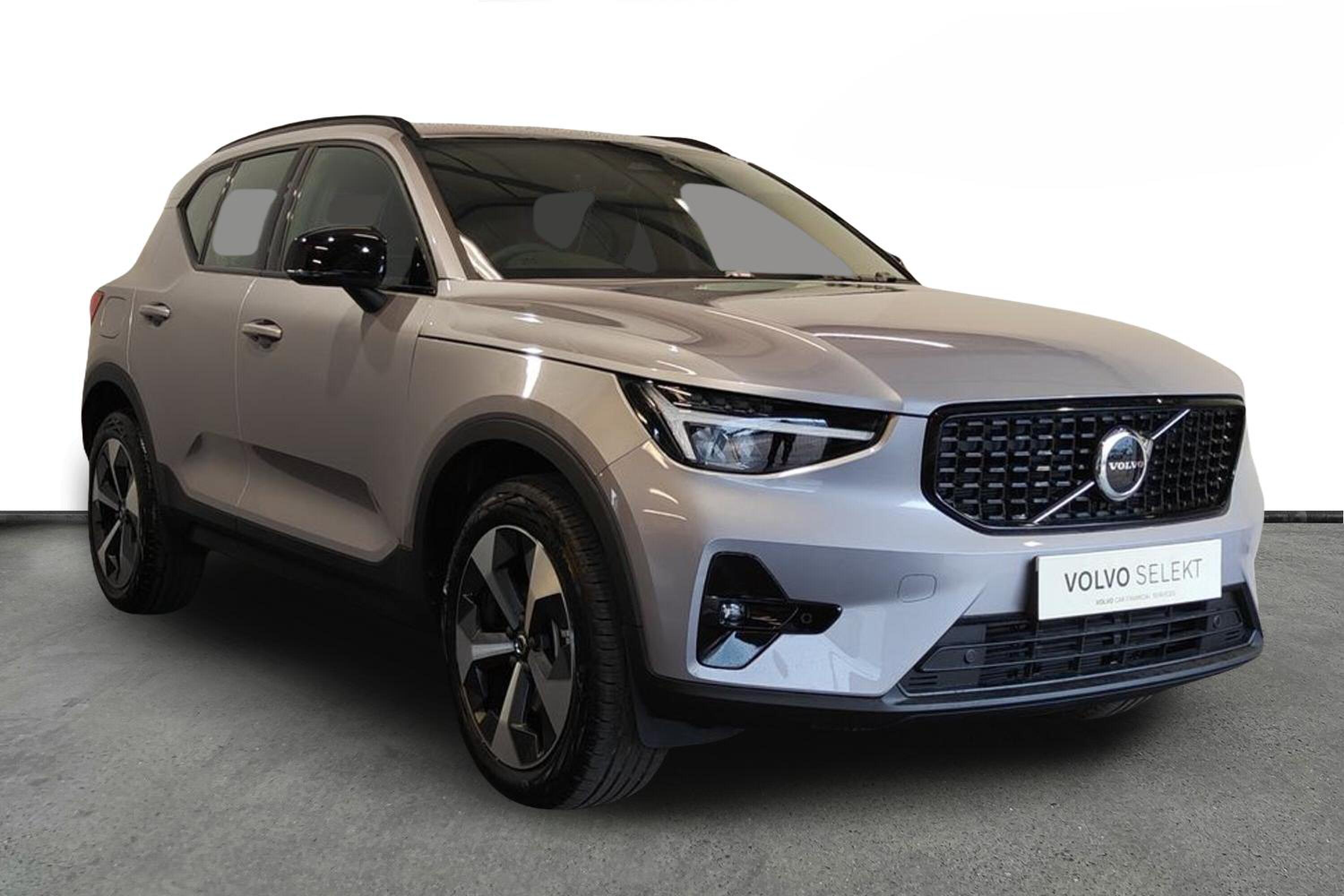 2026 Volvo XC40