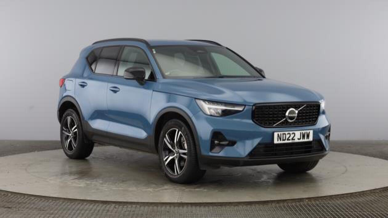 2022 Volvo XC40