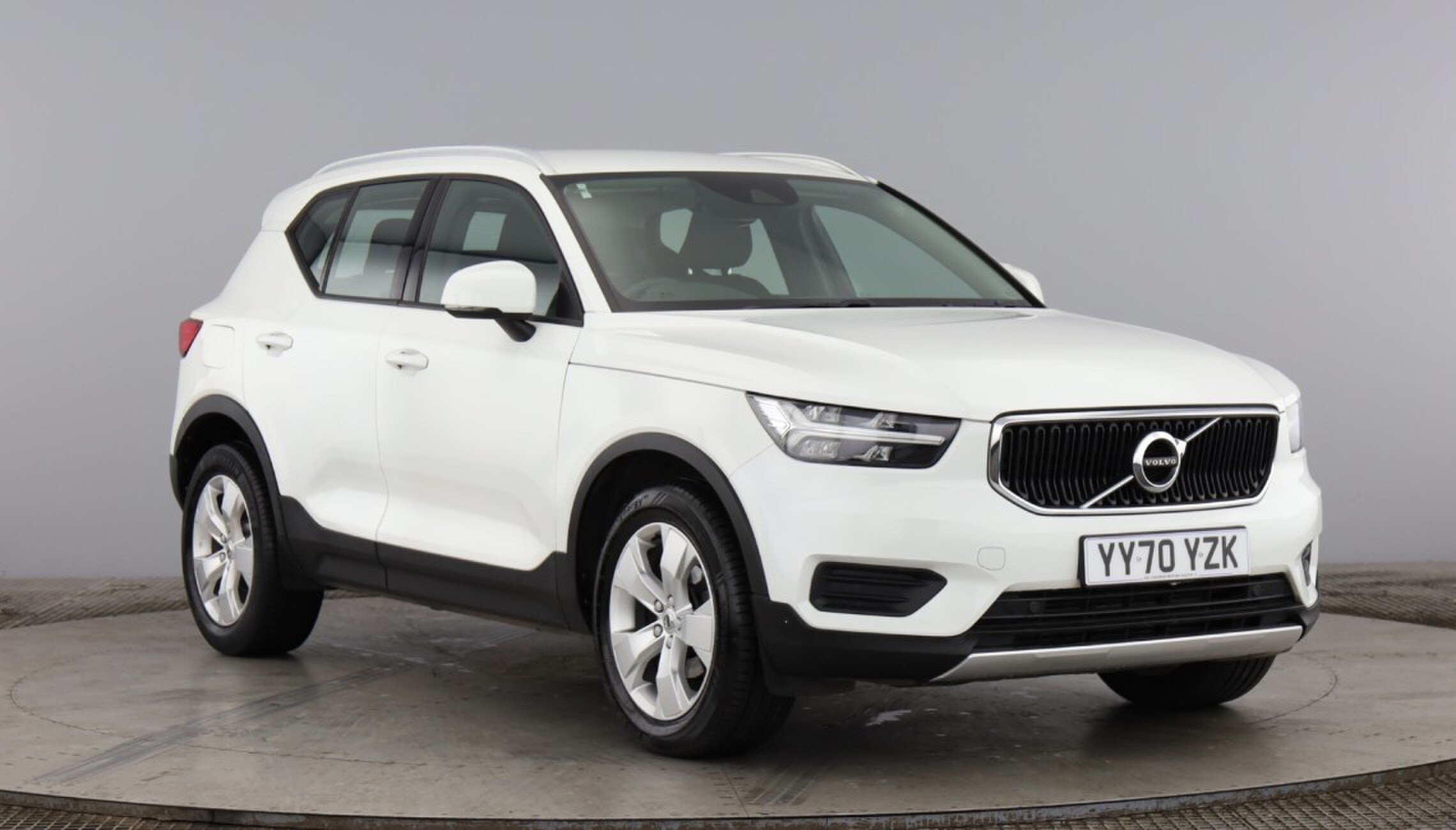 2021 Volvo XC40