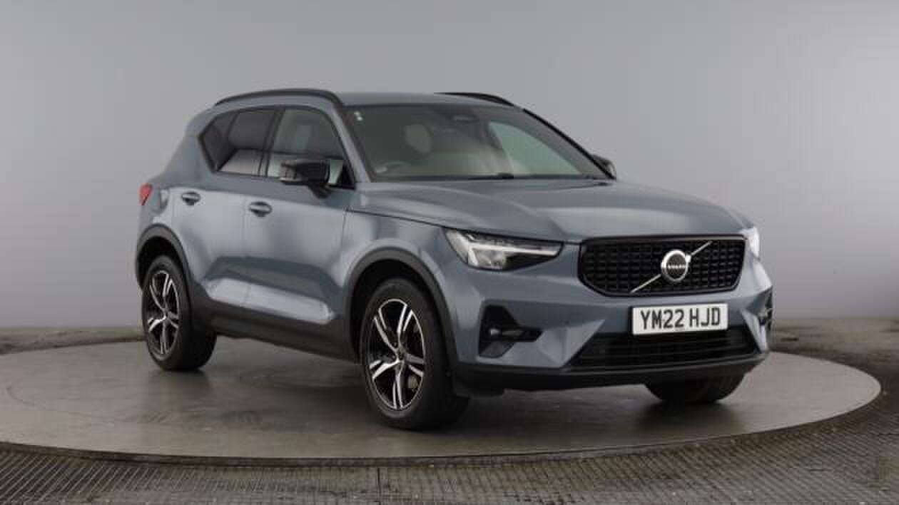 2022 Volvo XC40