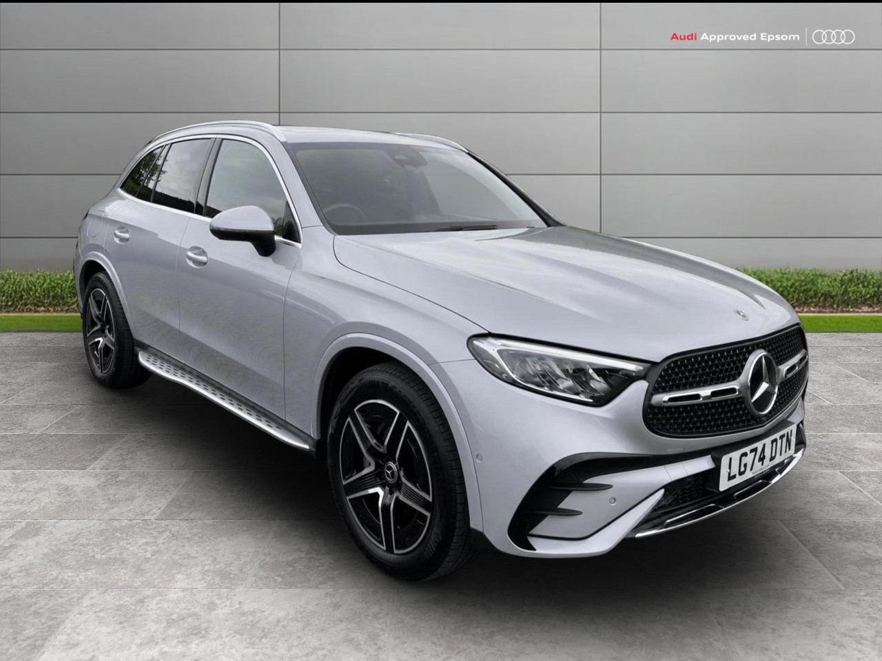 2025 Mercedes-Benz GLC