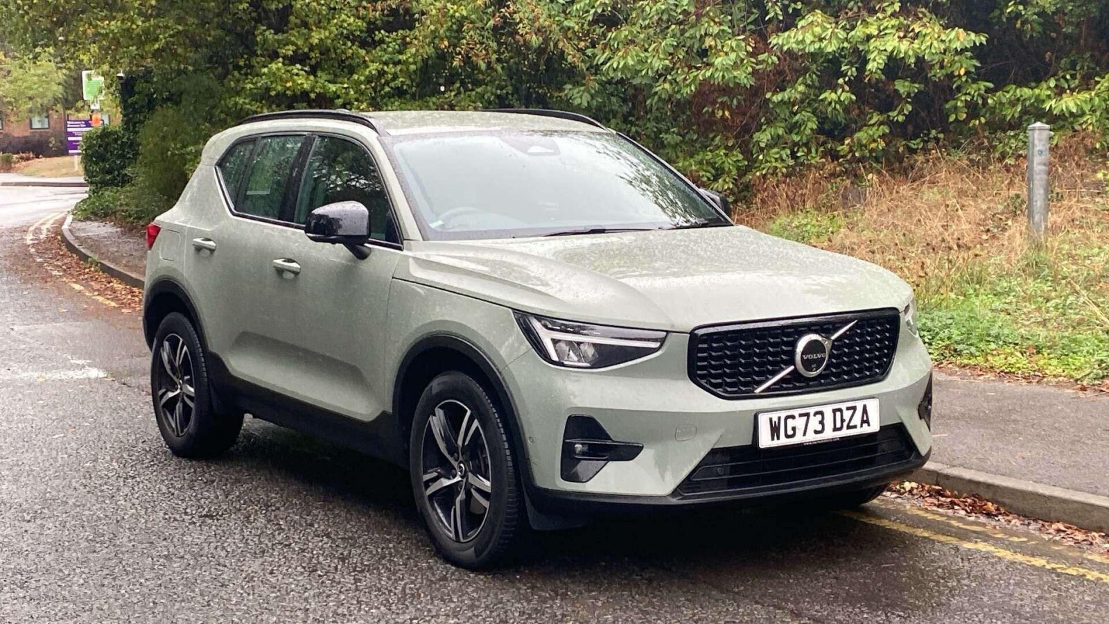 2023 Volvo XC40