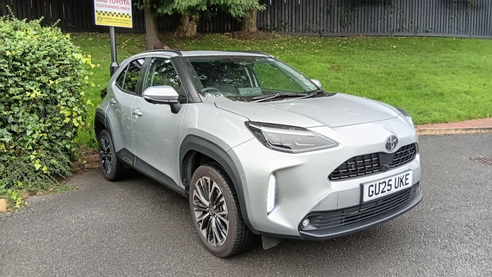 2025 Toyota Yaris Cross