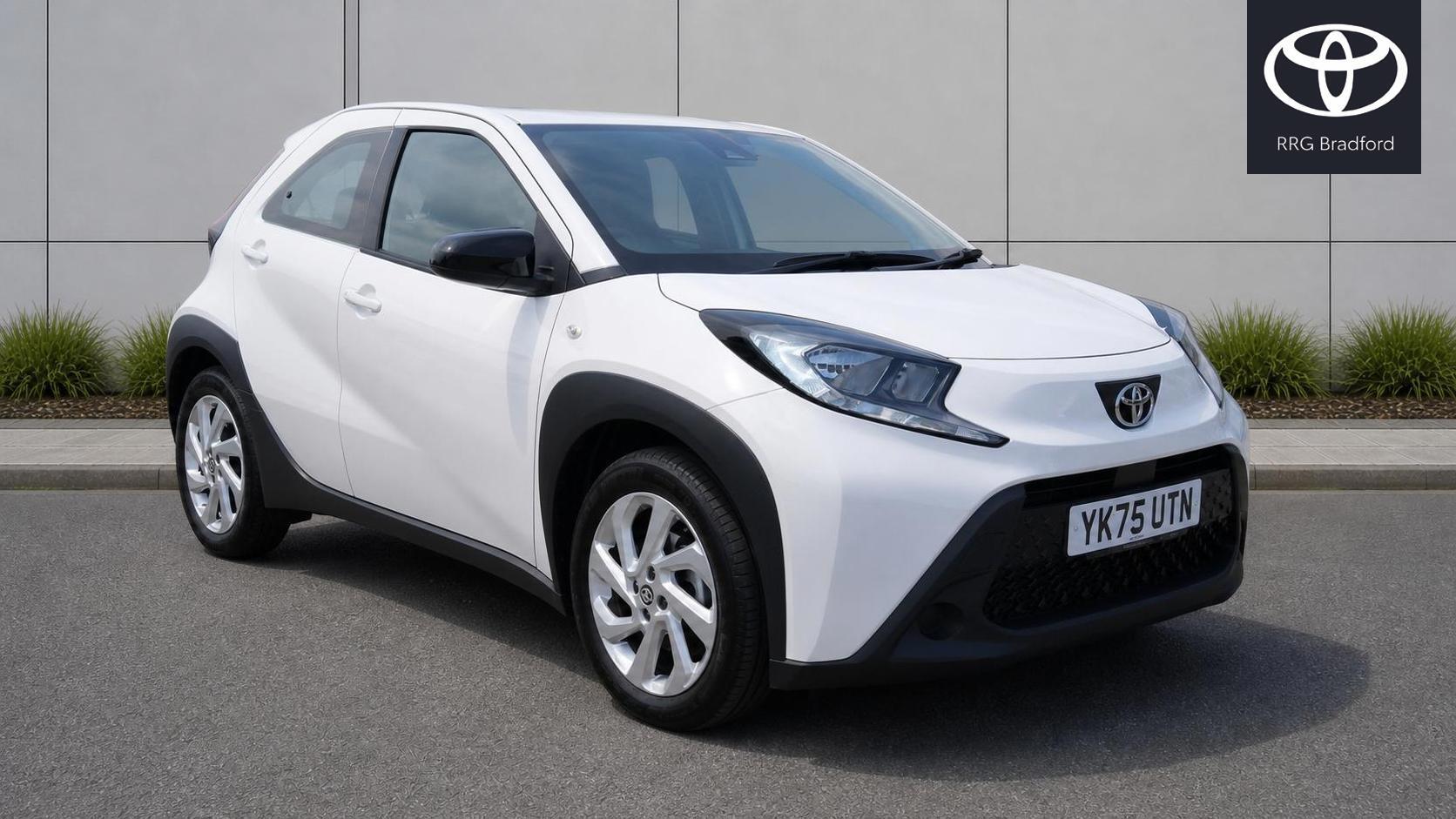 2025 TOYOTA AYGO X