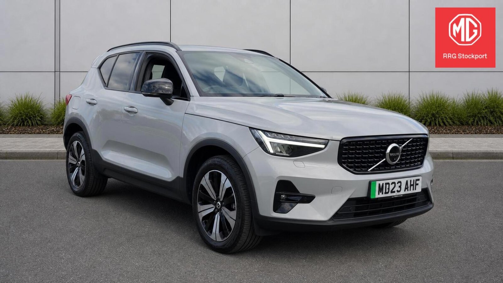 2023 Volvo XC40