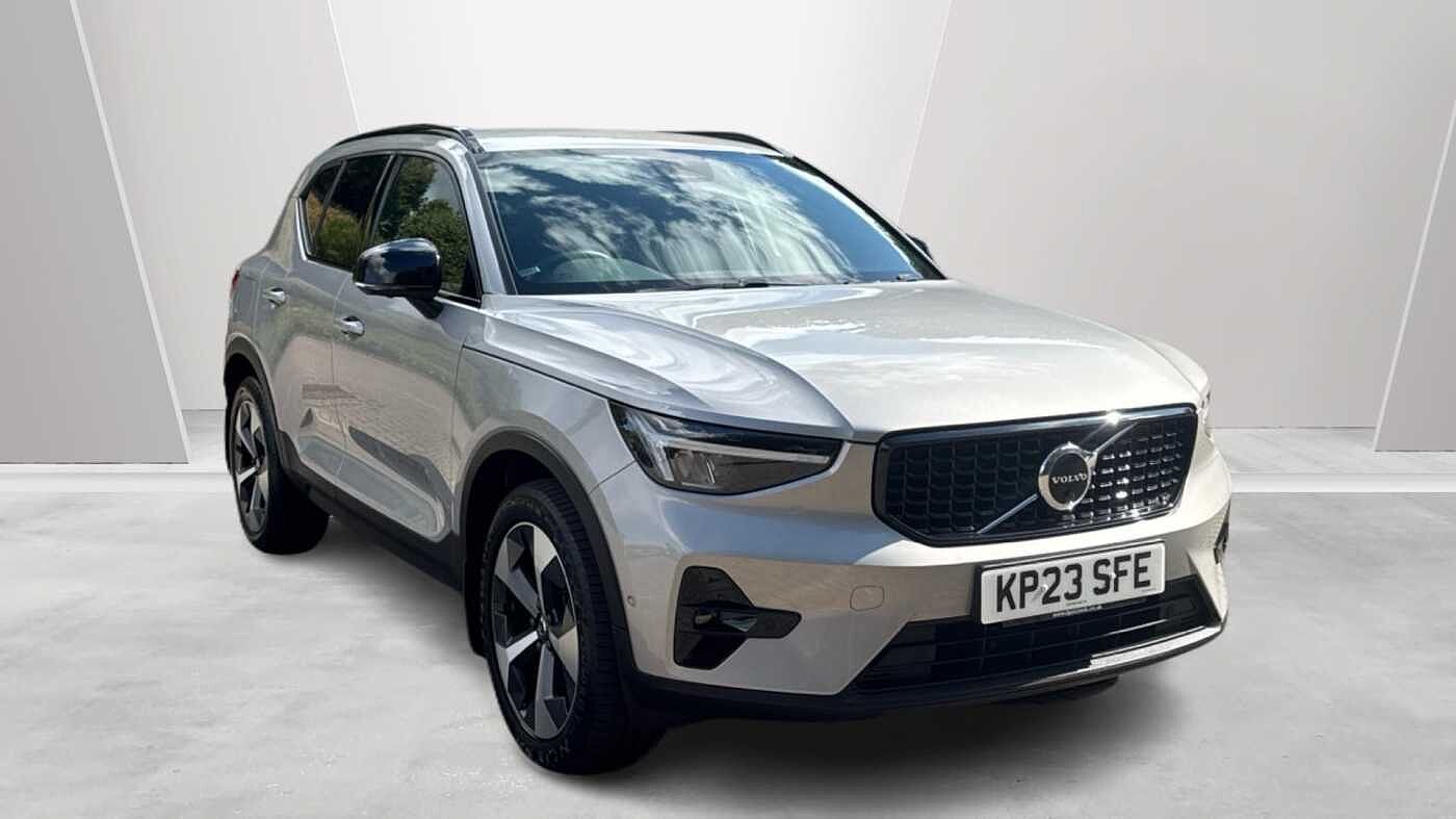 2023 Volvo XC40