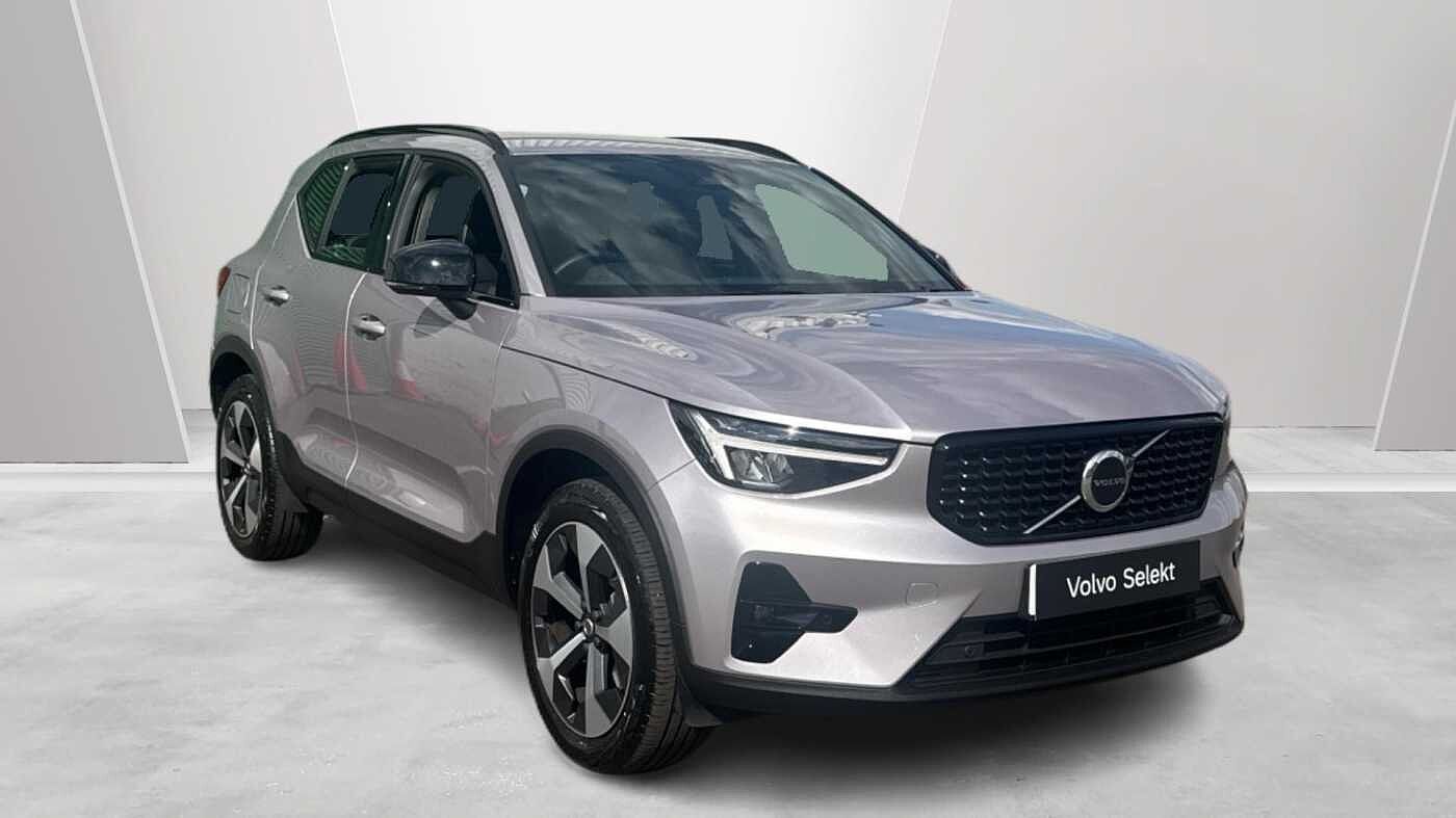 2026 Volvo XC40