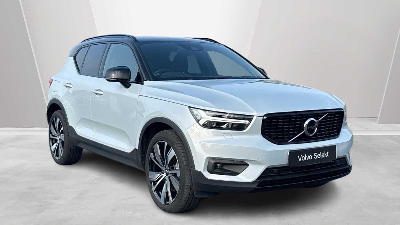2022 Volvo XC40