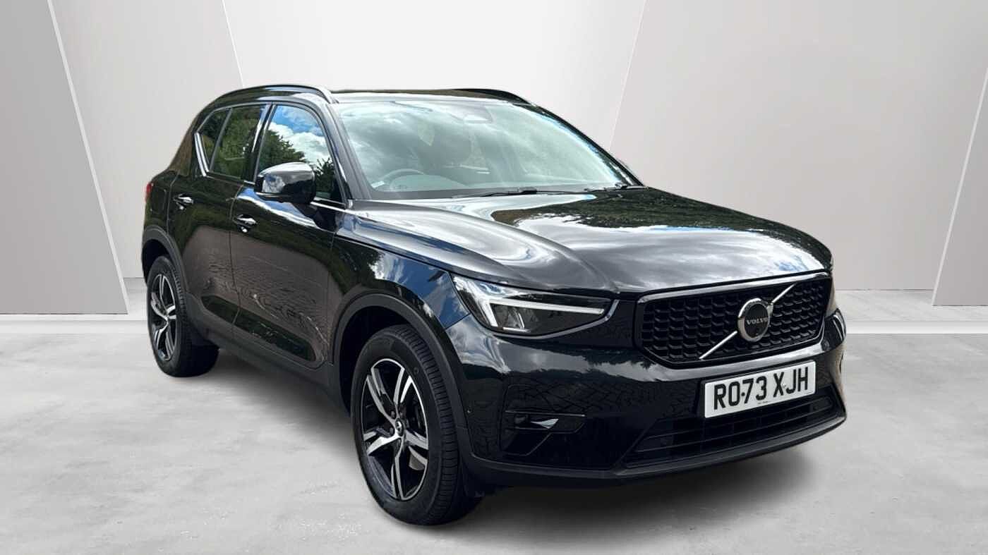 2023 Volvo XC40