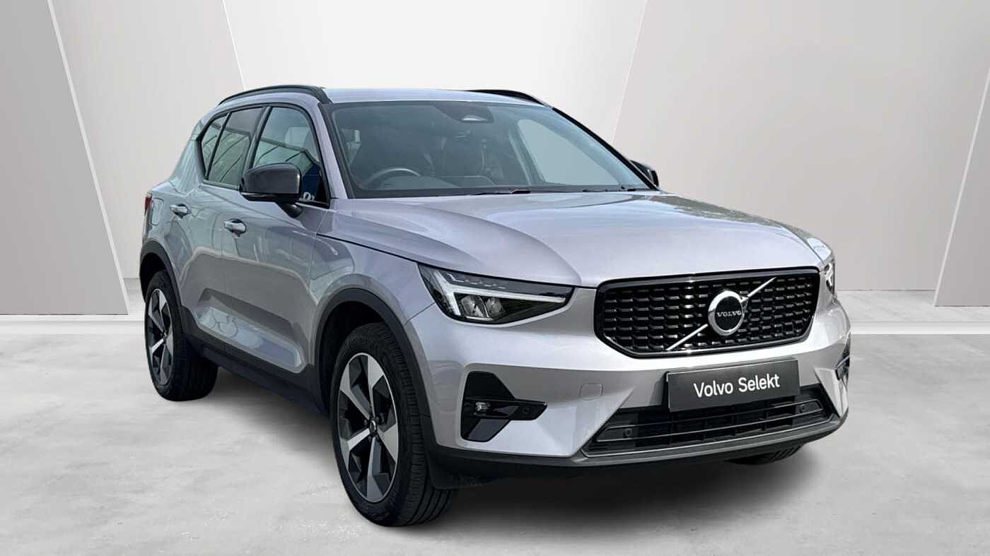 2026 Volvo XC40