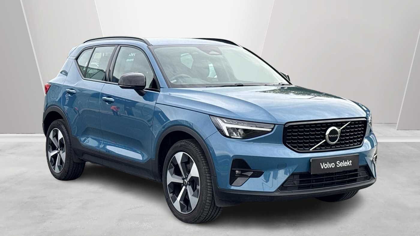 2024 Volvo XC40