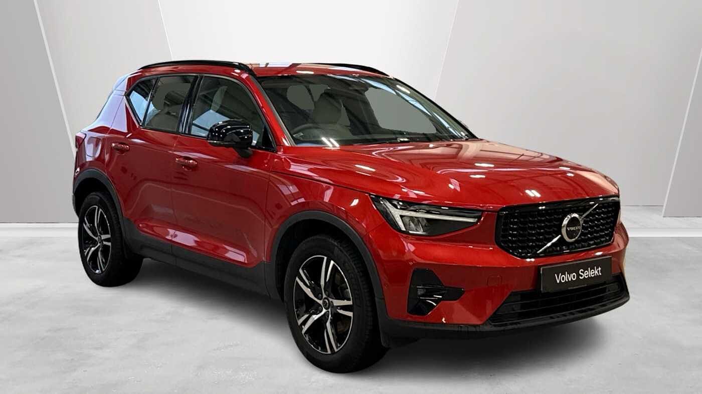 2022 Volvo XC40