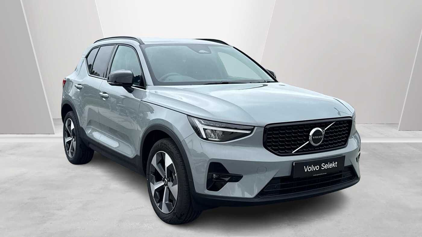 2026 Volvo XC40