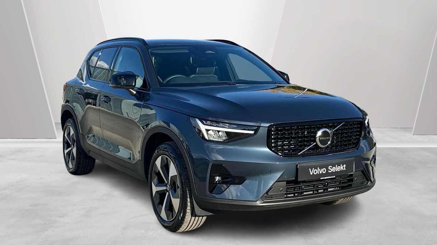 2026 Volvo XC40