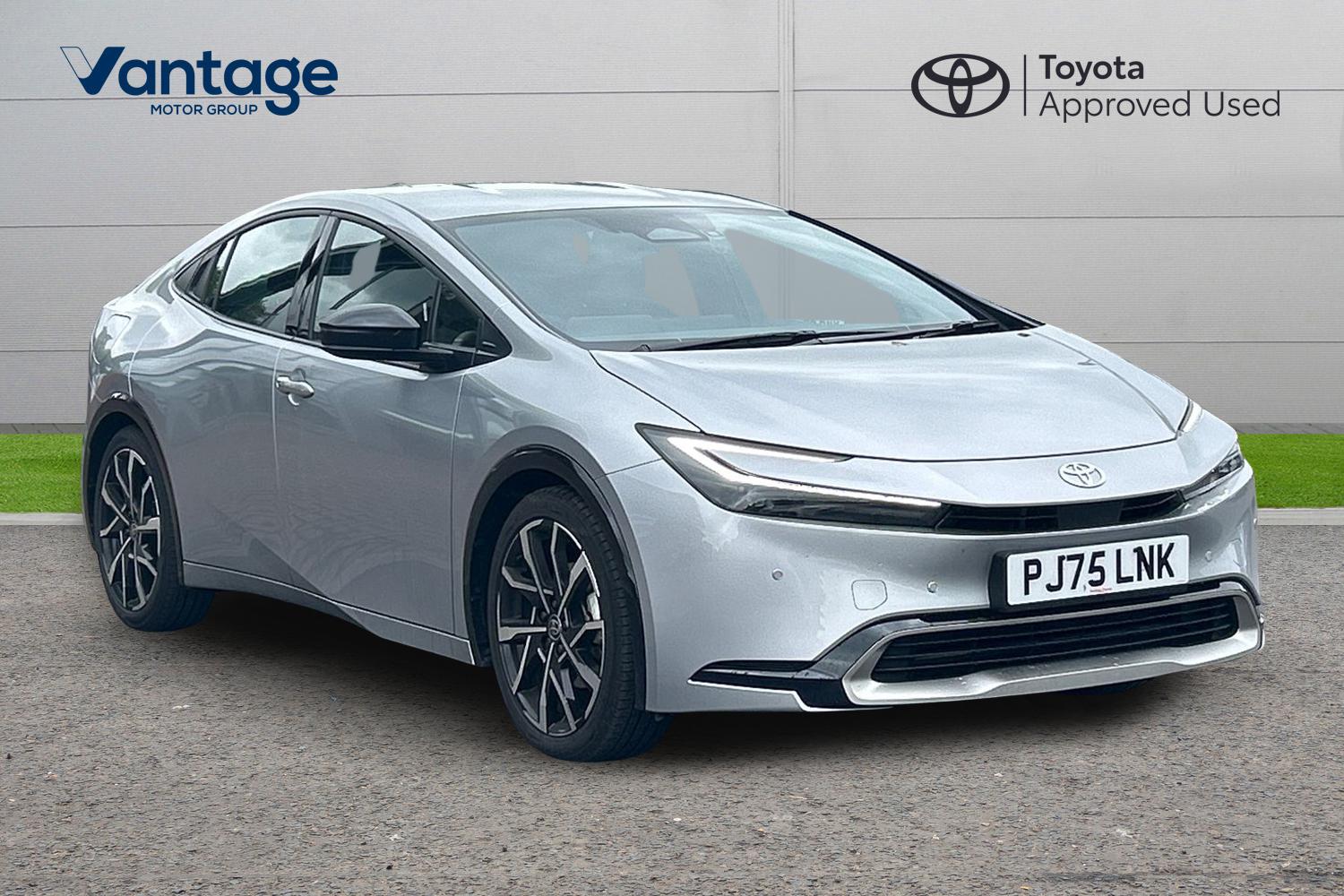 2025 Toyota Prius