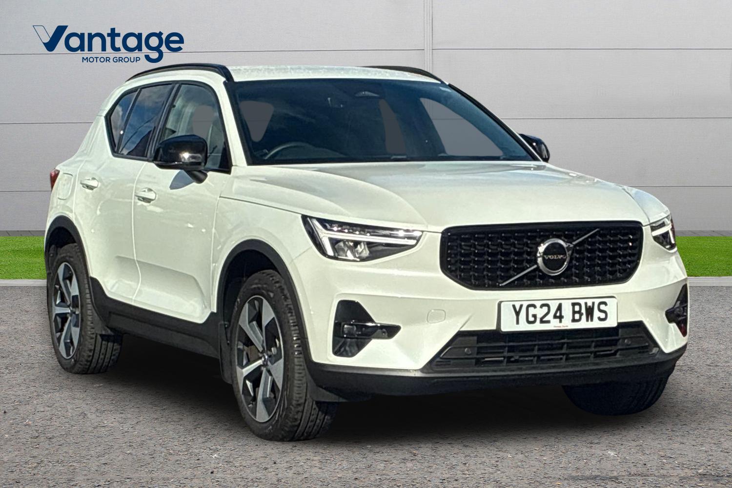 2024 Volvo XC40