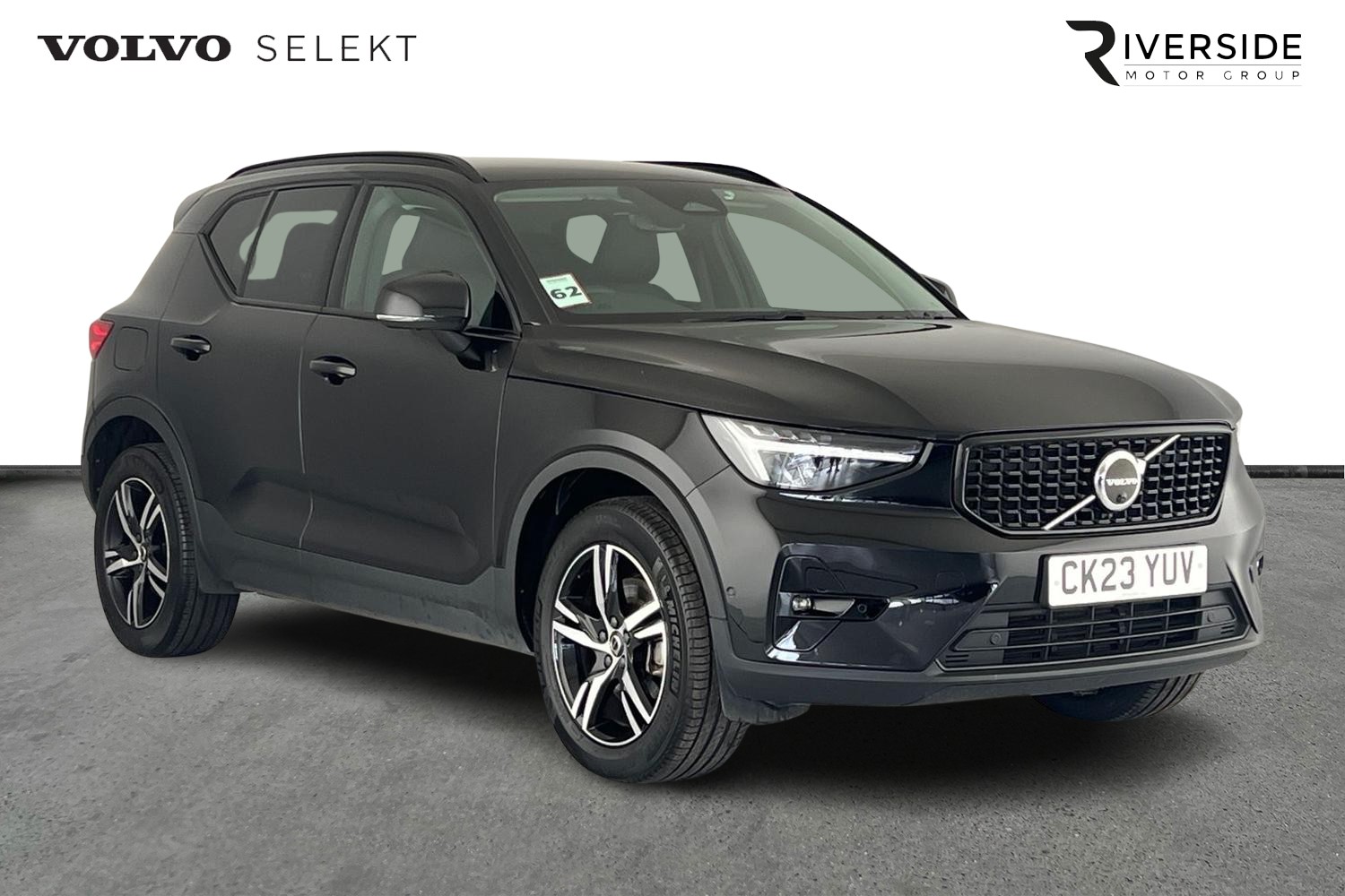 2023 Volvo XC40