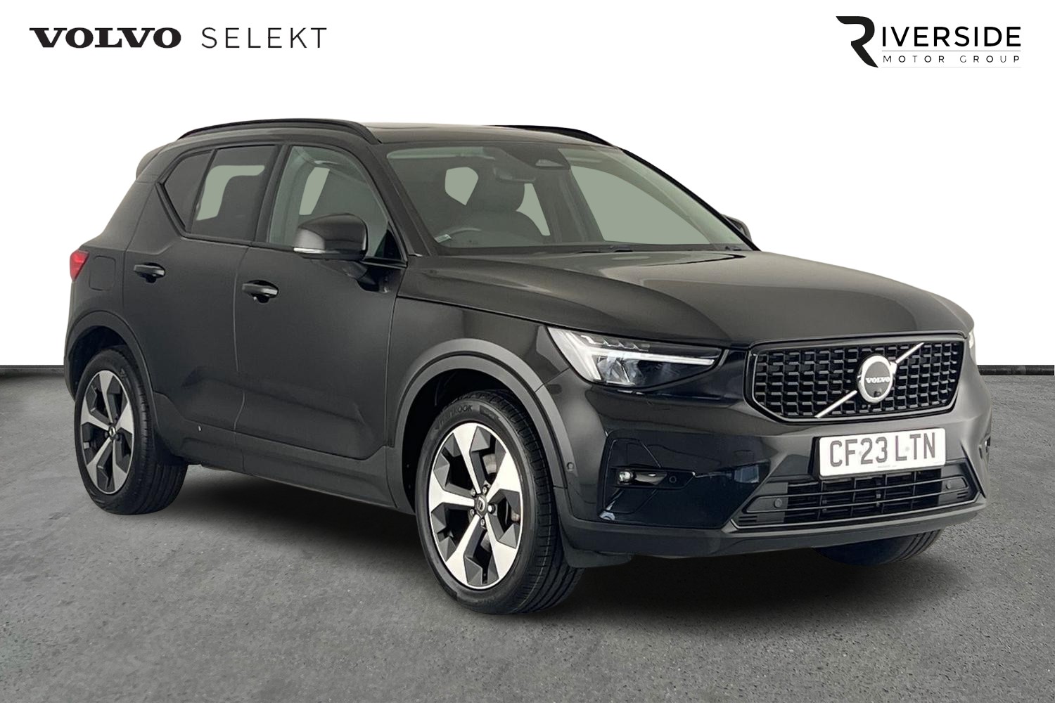 2023 Volvo XC40