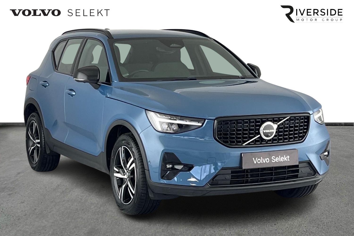 2023 Volvo XC40