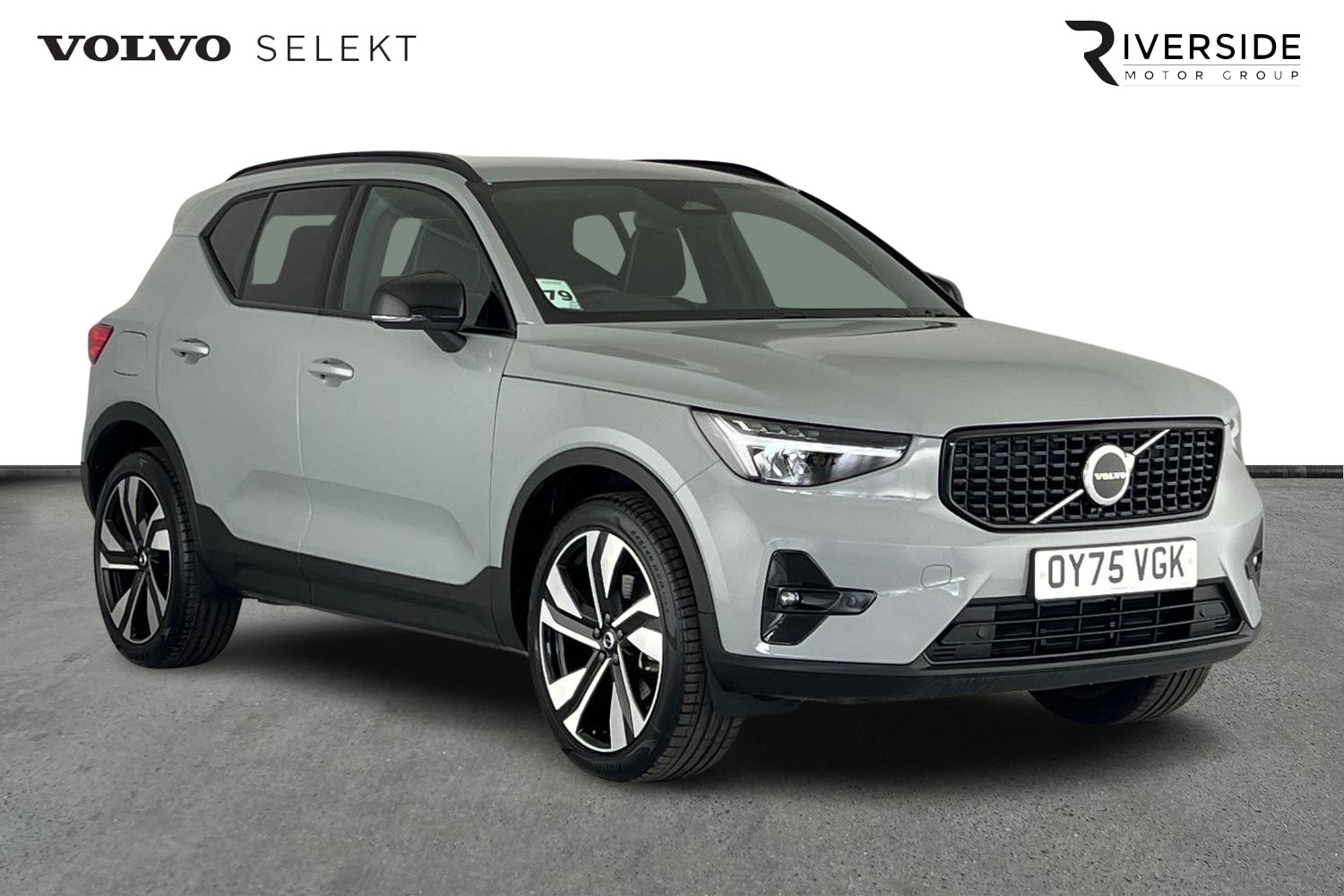 2025 Volvo XC40