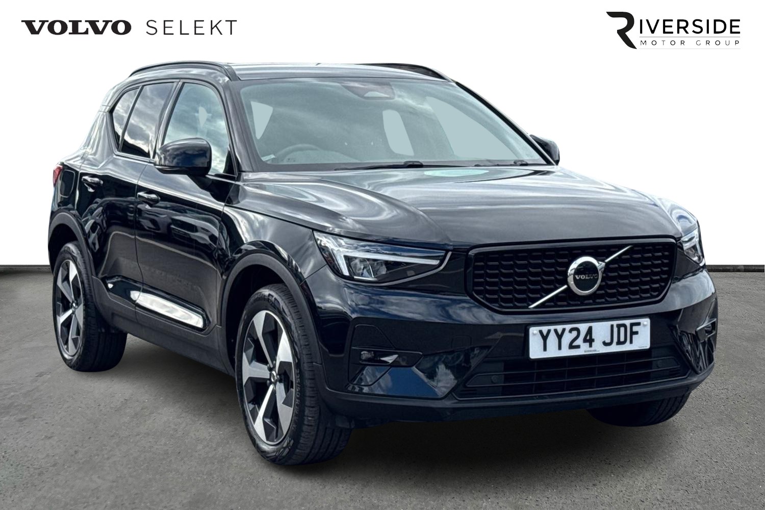 2024 Volvo XC40