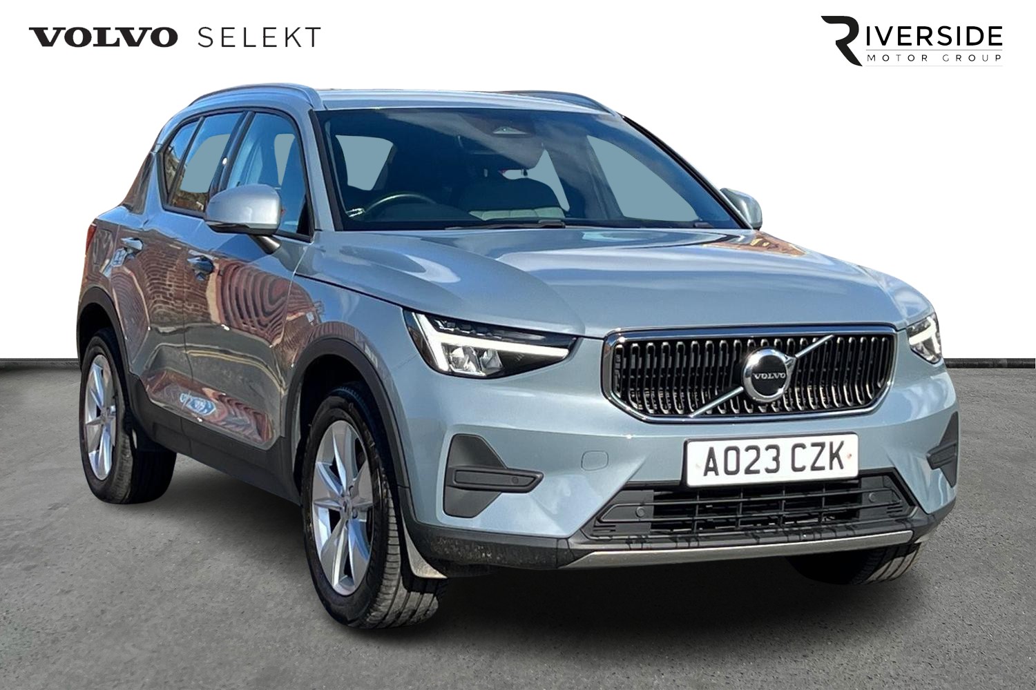 2023 Volvo XC40