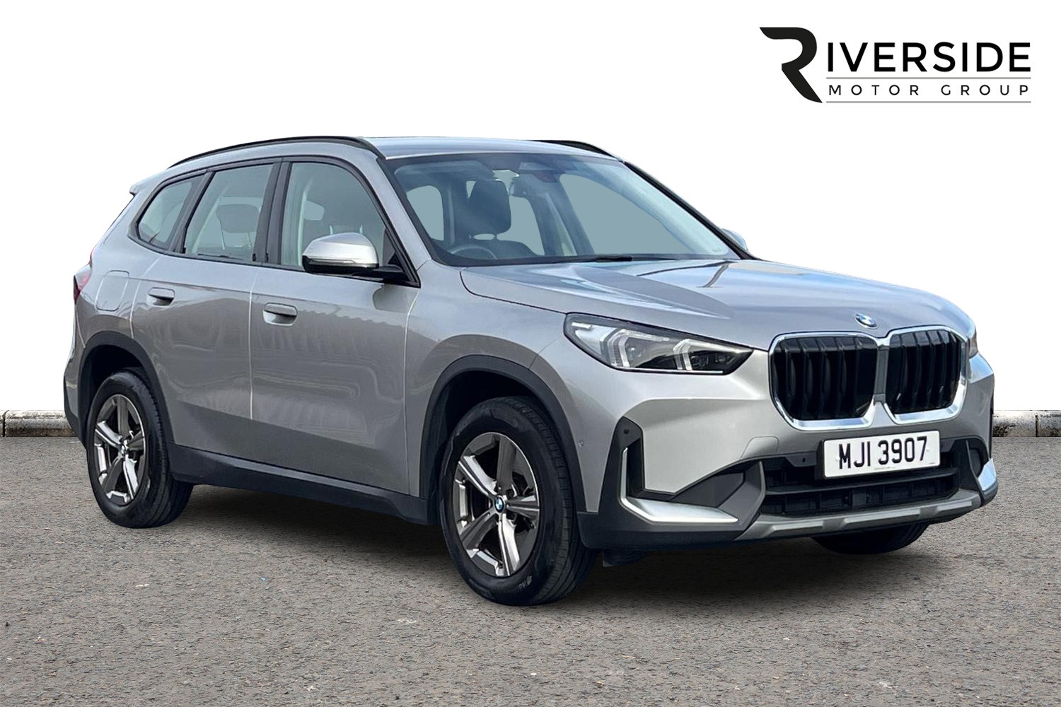 2024 BMW X1