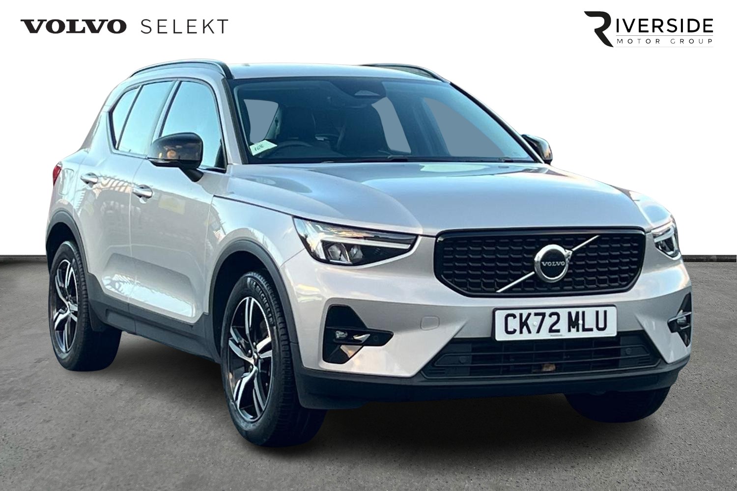 2022 Volvo XC40